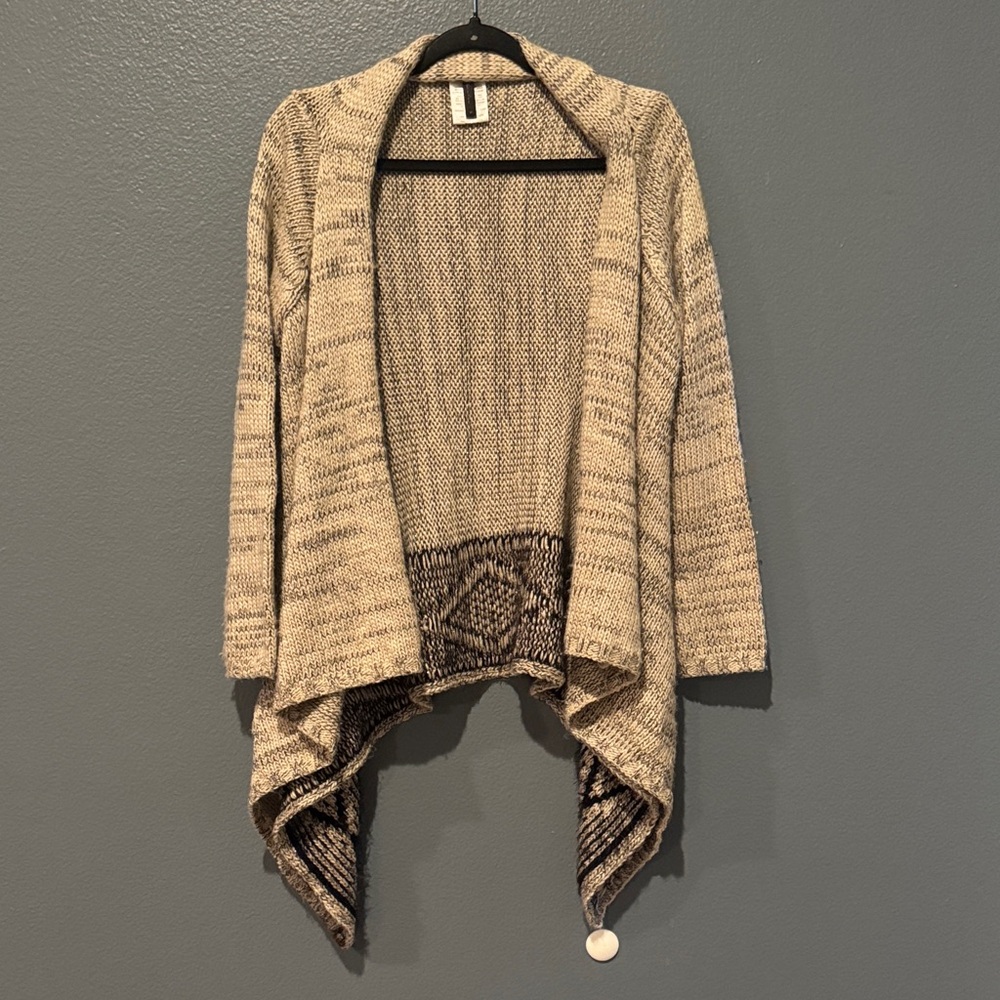 BCBGMaxAzria Beige and Brown Open-Front Cardigan